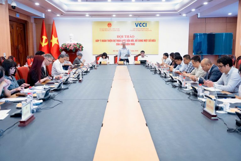 HỘI NỘI THẤT VIỆT NAM THAM DỰ HỘI THẢO GÓP Ý DỰ THẢO LUẬT SỬA ĐỔI, BỔ SUNG MỘT SỐ ĐIỀU CỦA LUẬT KIẾN TRÚC